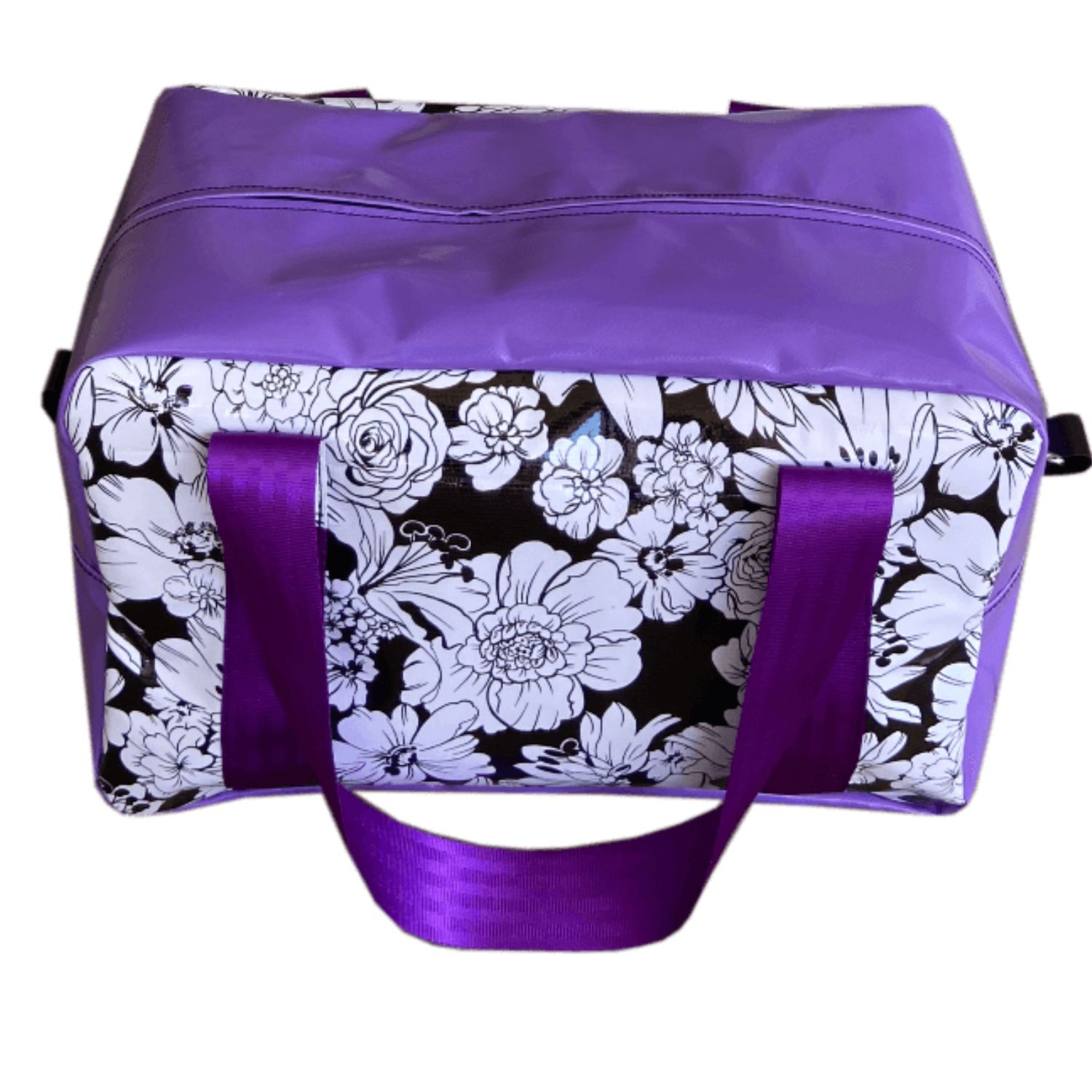 Patterned Weekender Bag – Durable PVC Travel Duffel - Image 2