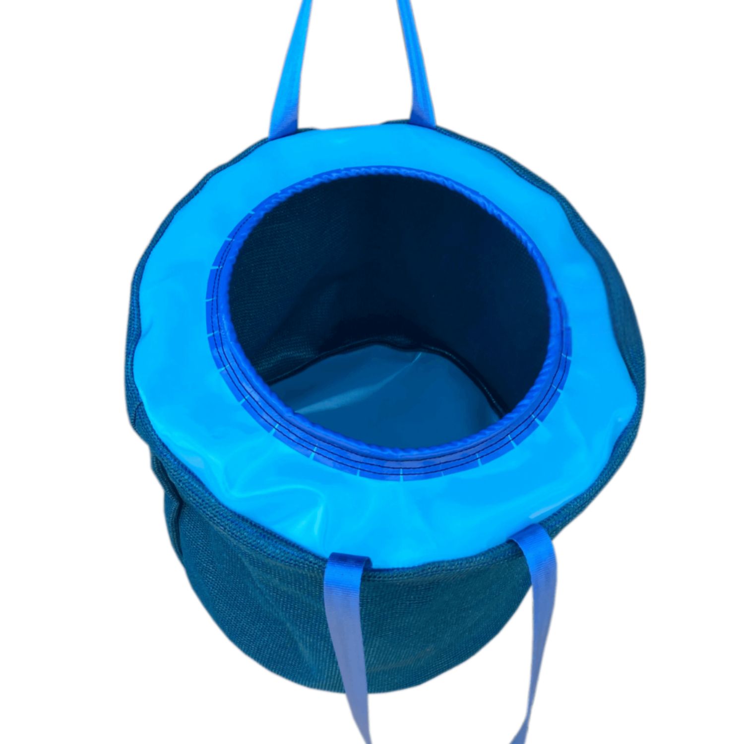 Dust & Iron breathable laundry bag with mesh panels and reinforced handles – practical ventilated storage for clothes and laundry.