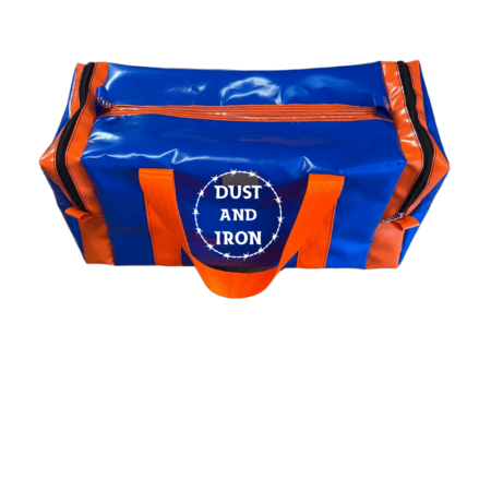 “Large travel gear bag with dual end pockets and spacious 78cm interior”