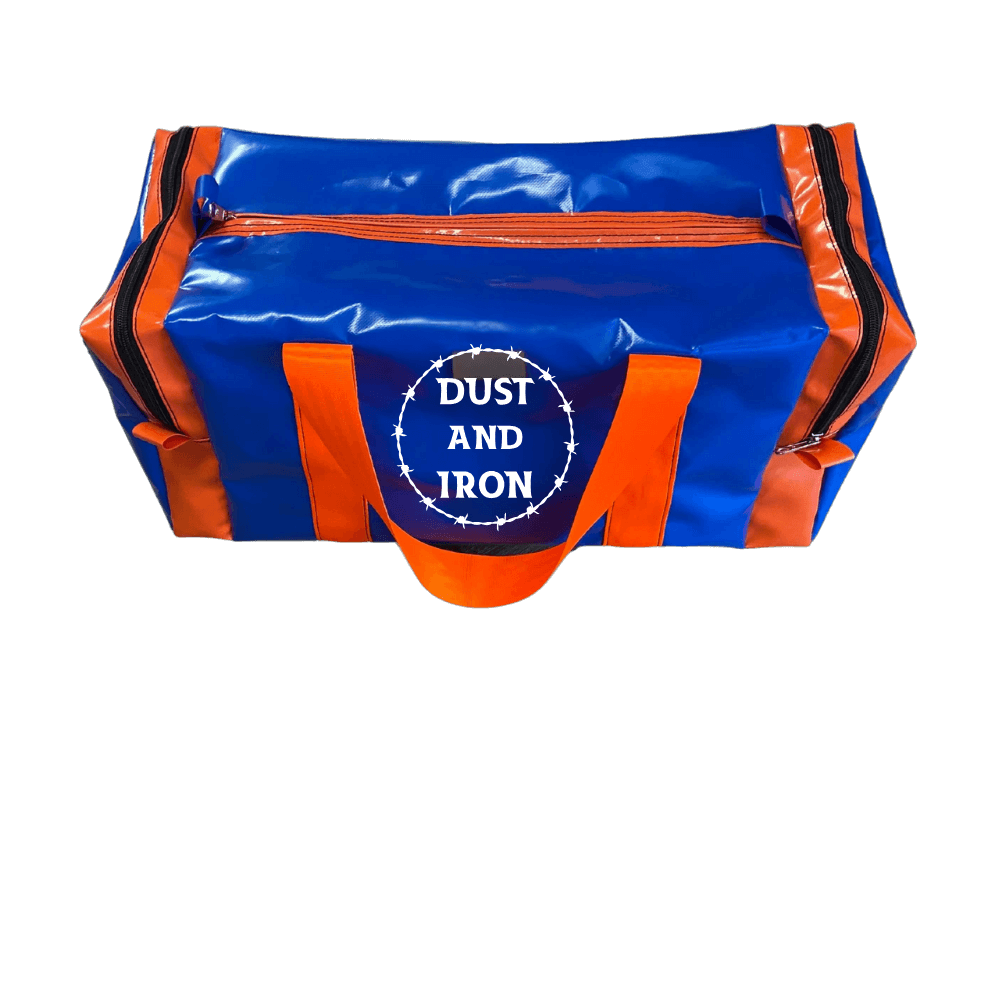 “Large travel gear bag with dual end pockets and spacious 78cm interior”