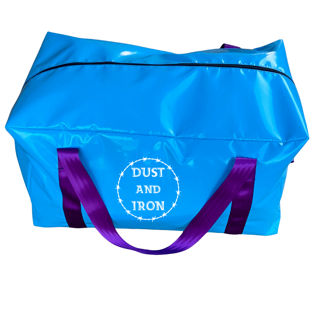 “Durable saddle bag for equestrian gear – water-resistant and spacious”